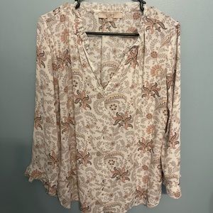 Loft vneck bell sleeve blouse - size small - like new condition